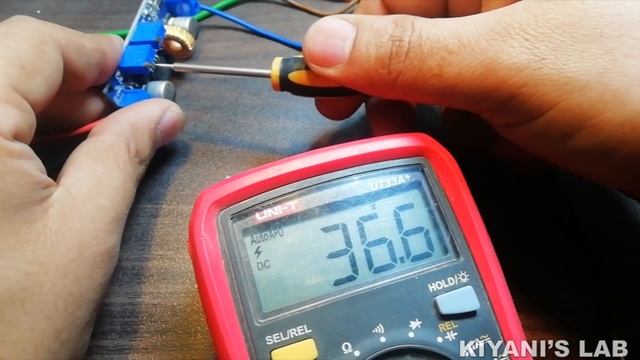 XL4015 5A CC CV DC-DC Step Down Module