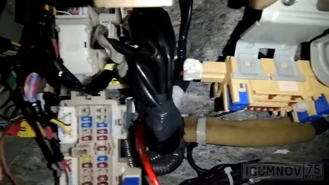 SERENA C26 . установка доводчика пятой двери.
