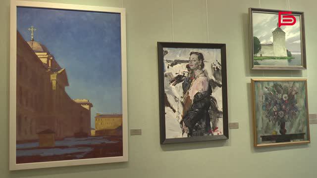 В Белгородском художественном музее открылась выставка «Дары и дарители»