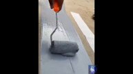 Лайфхак. Вот как можно обработать трещины и расколы в бетоне. #Shorts