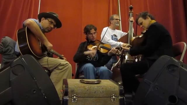 The Katy Flyers (Netherton, Spencer, Rains) play "Sarah Armstrong's Tune"