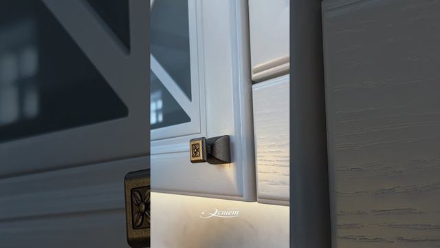 Мебель Эстет Тамбов. Кухни, шкафы, гардеробы и другая мебель на заказ. Адреса салонов в описании