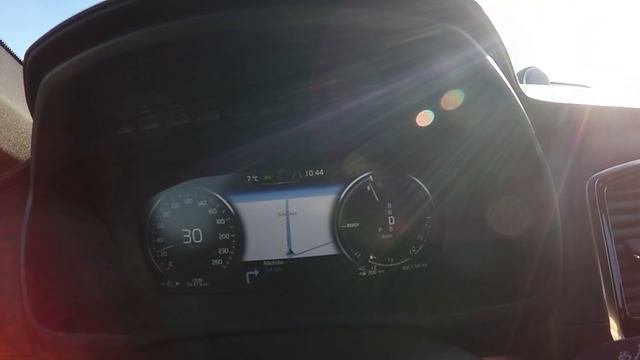 Volvo XC90 Plug-in Hybrid Beschleunigung 0 - 100 Km/h (POWER MODE)