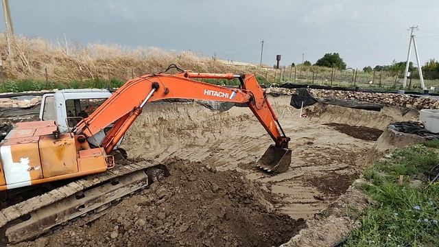 ст. Старочеркасская водоем для рыбы, земляные работы.