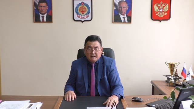 Поздравление выпускников школ