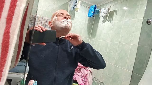 Как брить голову налысо каждый день