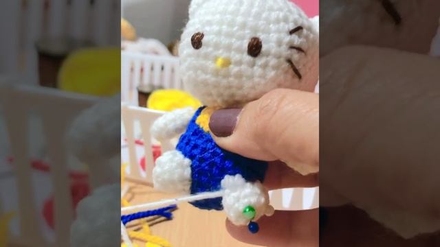 HELLO KITTY Amigurumi From The Book: HELLO KITTY CROCHET By Mei Li Lee