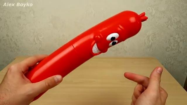 Новая интерактивная игрушка Шальная сосиска или Silly Sausage Alex Boyko