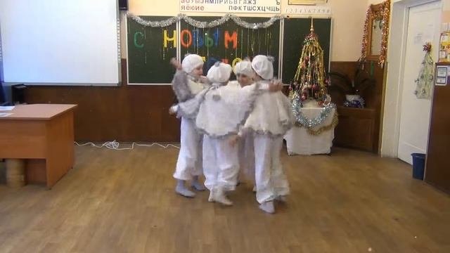 Новогодняя сказка Умка в гостях у ребят