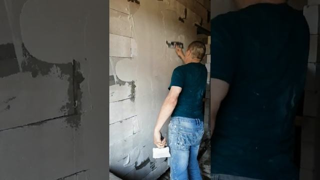 Как штукатурить шпателем