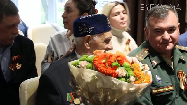 Поздравление Героя Гилемхана Мияссарова, ветерана Великой Отечественной войны с наступающим 9 Мая