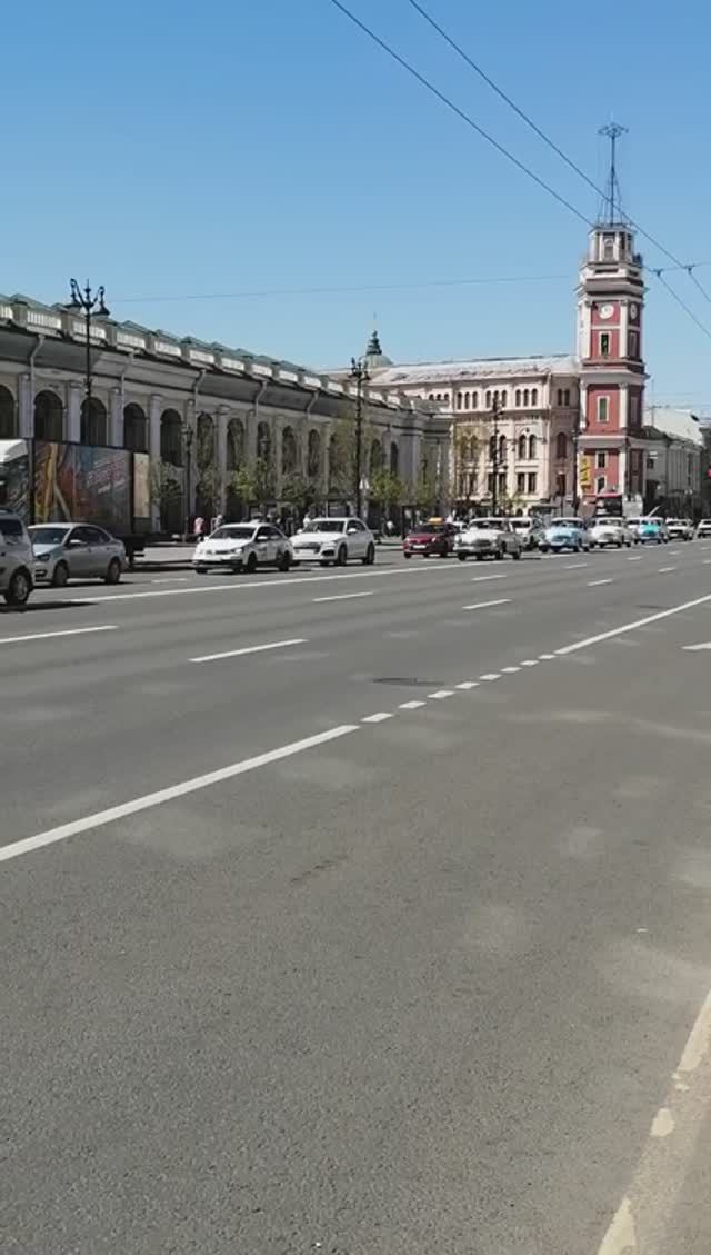 Парад ретро автомобилей -на Невском проспекте - продолжение!!! СМОТРИТЕ!!!