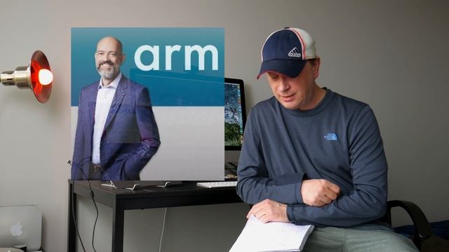 M1 Max vs Mac Pro Benchmarks - AAA Gaming On M1 Max - Arm Chip Shortages And More