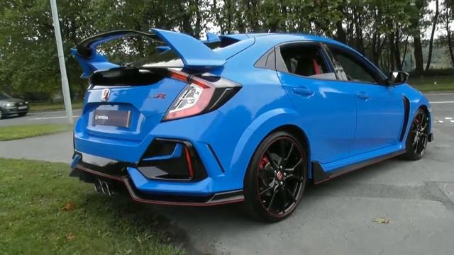 Honda CIVIC 2.0 TYPE R GT finished in Racing Blue Pearl ,video walkaround !