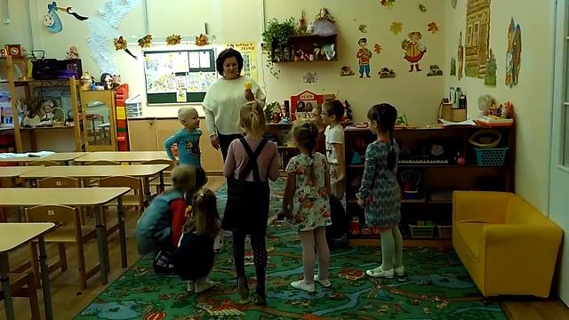 Занятие в детском саду, тема "Овощи"