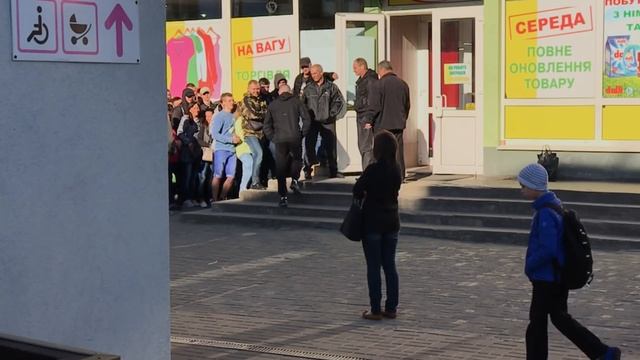 2017 черга в СЕКОНД-ХЕНД