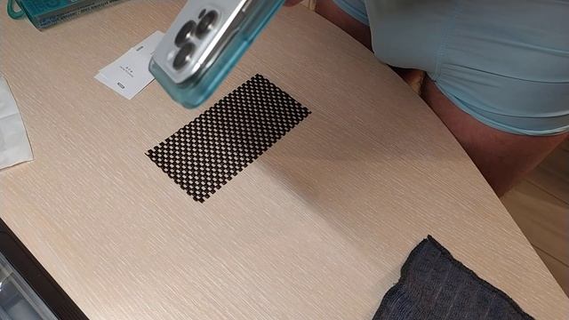 Наклейка   защитного стекла, от фирмы Remaxa GL - 81 на phone 15 pro 250 g