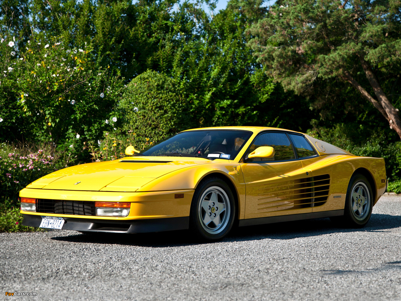 Автоикона 80-х - Ferrari Testarossa.
