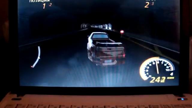 FlatOut 2 gaming on netbook