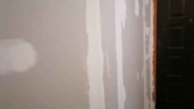 Перенёс двери и зашил стены в пристрое!