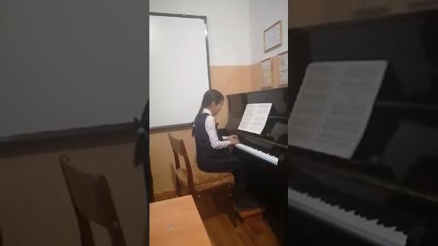 Тейнин Валерия,10 лет. И. Беркович Вариации на русские народные песни.
