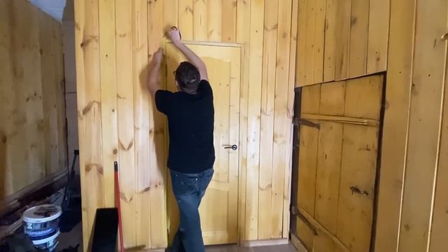 Скрываем срам в прихожей. Делаем декоративные элементы
