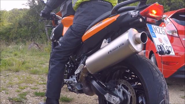 BMW F800R Akrapovic Exhaust Sound with/without DB Eater/Killer