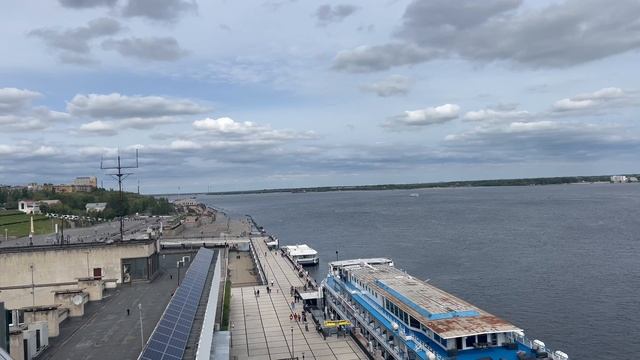 Река Волга, вид из ресторана Река. Волгоград.