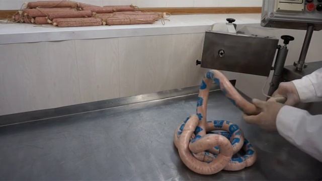 Оборудование для производства колбас.