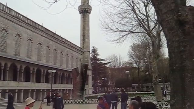 Двор мечети Султанахмет