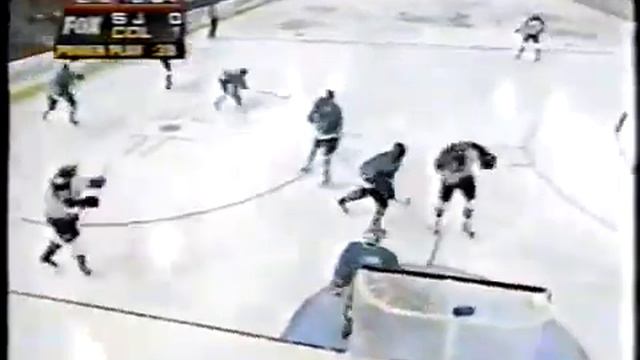 Valeri Kamensky scores vs Sharks from Joe Sakic pass (9 oct 1997)