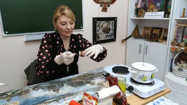 Мастер-класс по декорированию пасхального яйца.