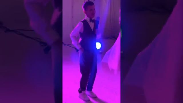 Спели для невесты всей семьей ❤️ песня в подарок - крутое поздравление на свадьб.mp4