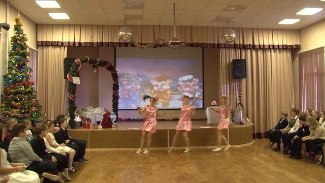 Новогодний спектакль Новогодняя история в школе 1222
