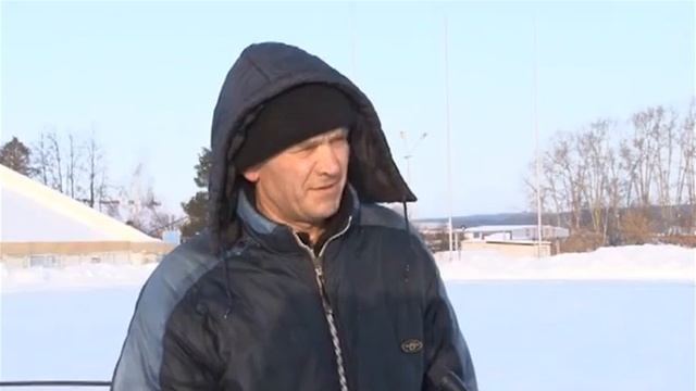 Лёд на стадионе "Сокол".mpg