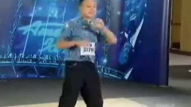 William Hung - American Idol She Bangs