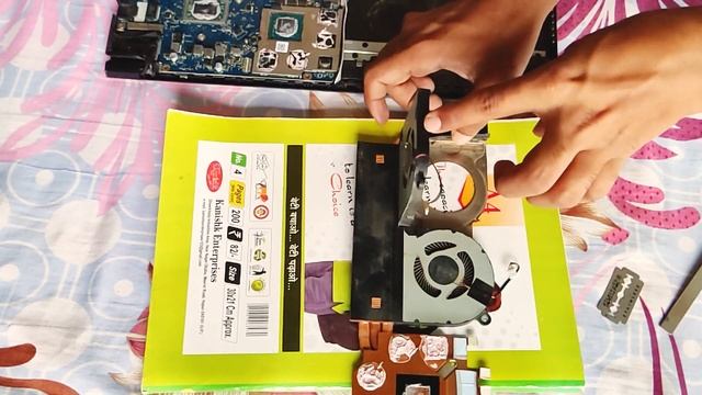 Acer Aspire 7 laptop Heatsink cleaning  |  Aspire 7 teardown!  x  Disassembly