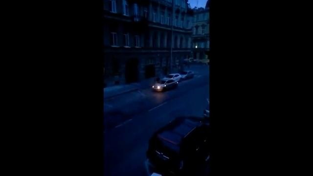 Мако отписан от левого движения