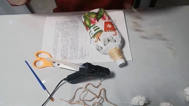 Декорирование бутылки в технике "Декупаж". 3. Окончательный декор
