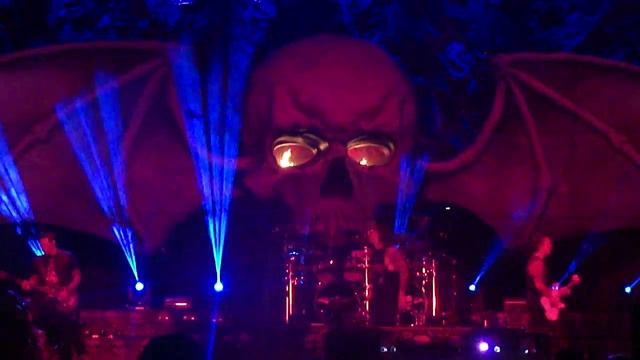 Avenged Sevenfold Hail To The King Live (First time played live ever) Rock USA 2013