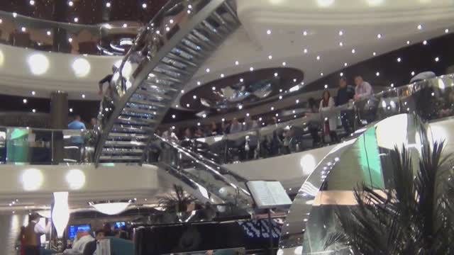 гуляю по лайнеру