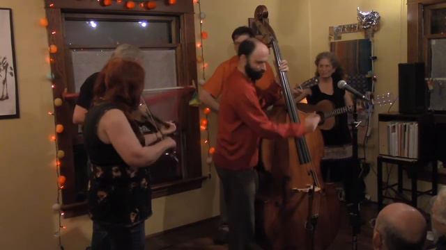 Todalo Shakers play Ory's Creole Trombone