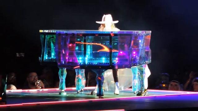 Lady Gaga - Million Reasons (Live at Citi Field)