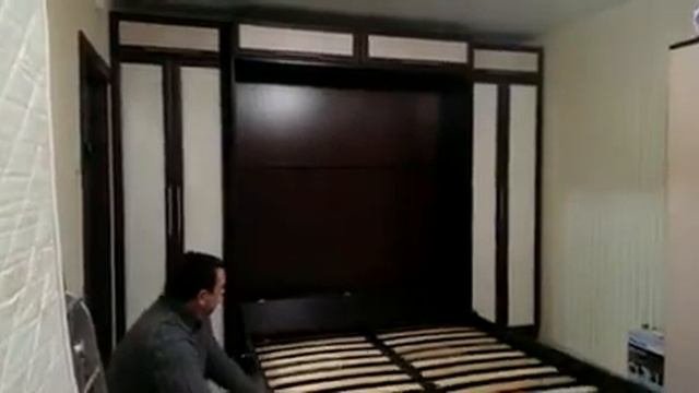 Установили кровать трансформер
