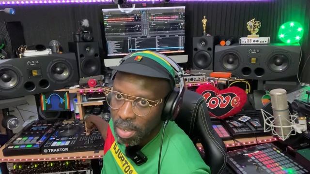 Teste Rode Wireless Go 2 Mic Traktor S4 MK3 in Studio - 2021