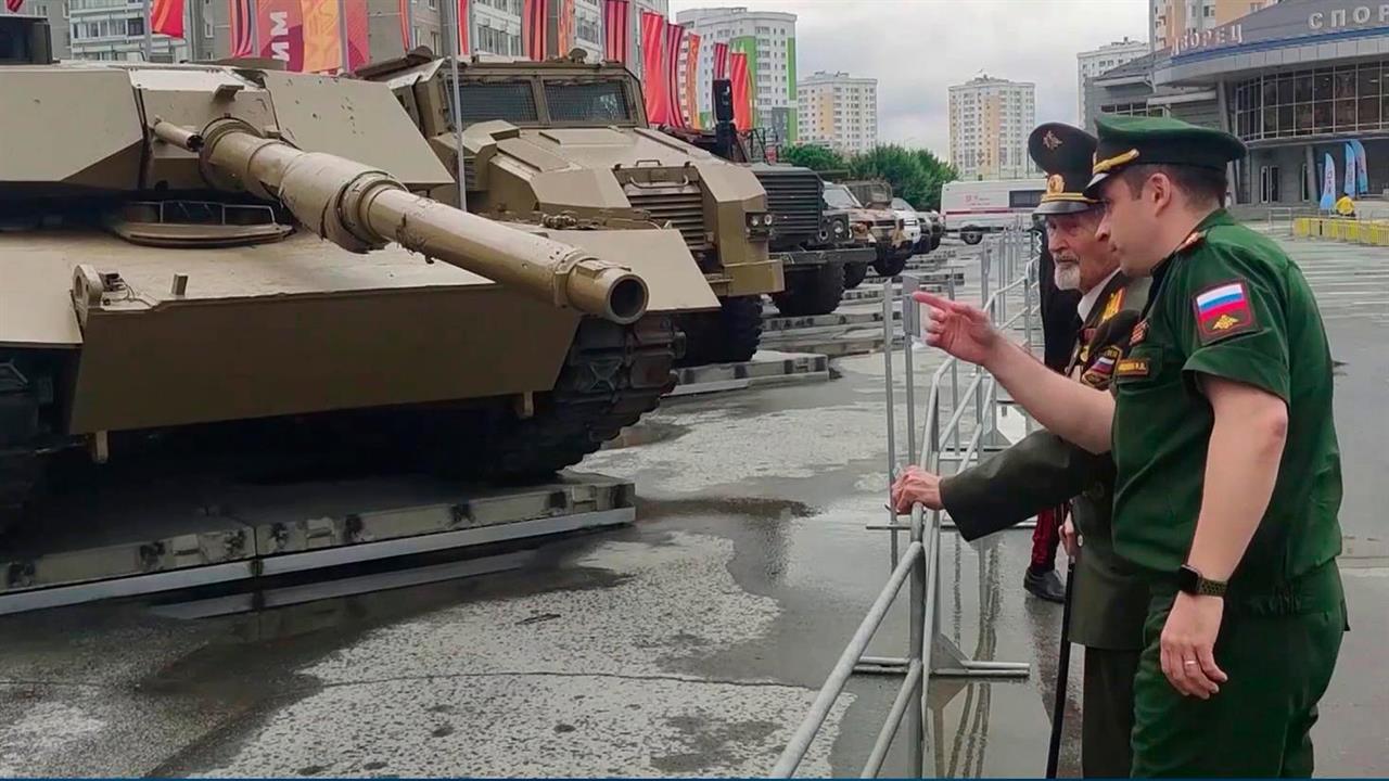 В Верхней Пышме открыли выставку натовской военной техники