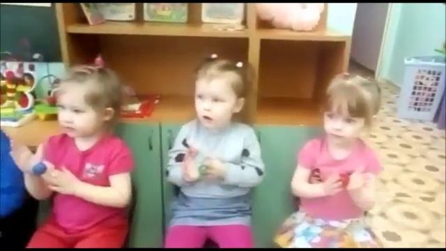 Играем с пальчиками   развиваем речь