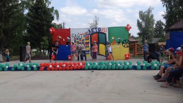 4 летняя смена лагеря Байтик выступление 6 отряда