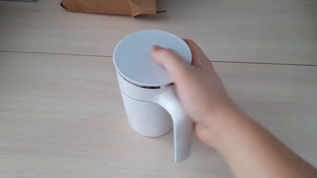 Термо-кружка непроливайка с интересной присоской Xiaomi Fiu Elegant Do Not Roll (0,47 л)