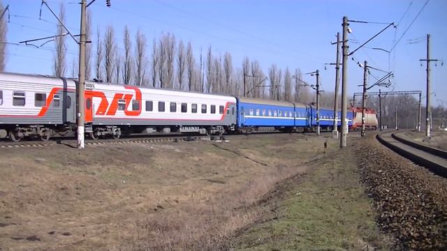 ЭП10-006 с поездом 60 София - Москва